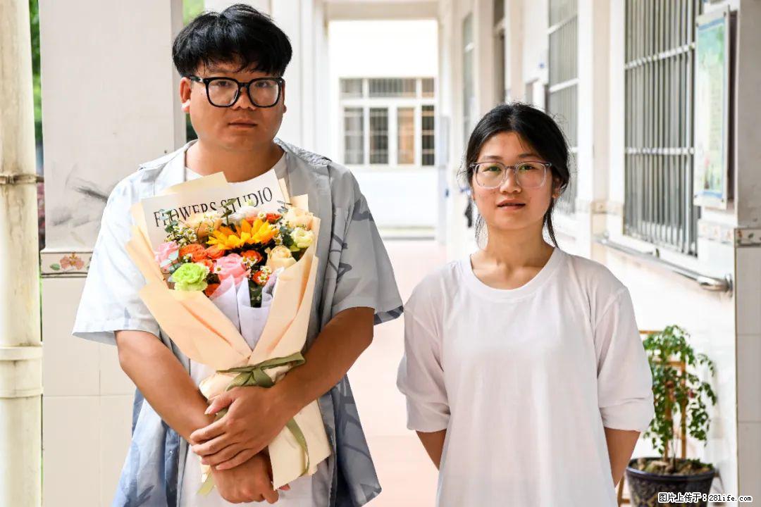 全网追的“扁担女孩”,找了一份暑假工,时薪12元 - 衢州生活资讯 - 衢州28生活网 quzhou.28life.com